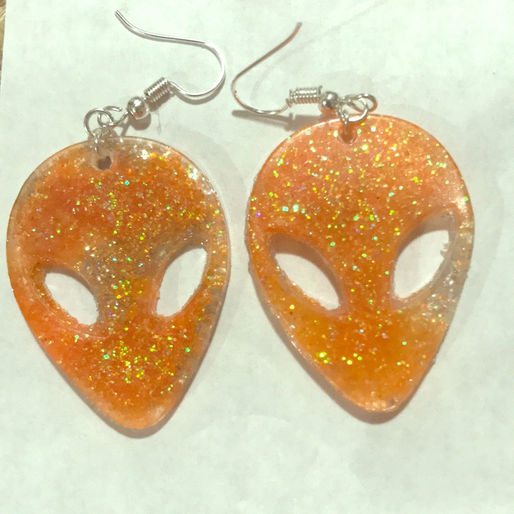 Area 51 👽 orange sparkle earrings